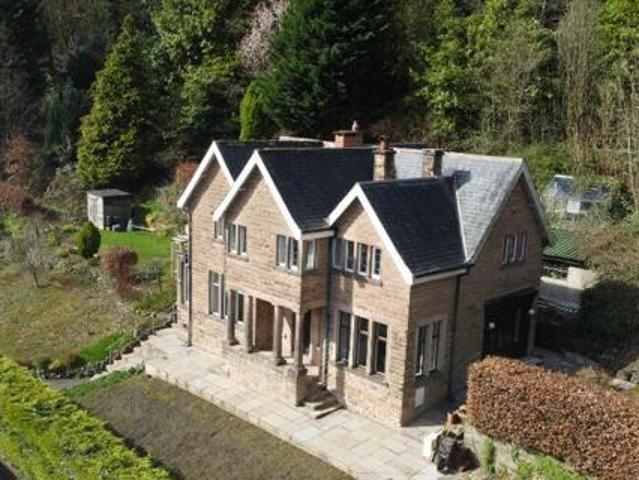 House for sale in Froggatt, East Midlands