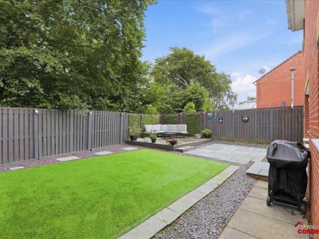 Farm for sale in Lindsayfield, East Kilbride