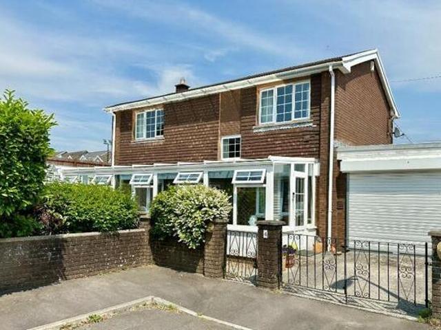 House for sale in Lyons, Greater London