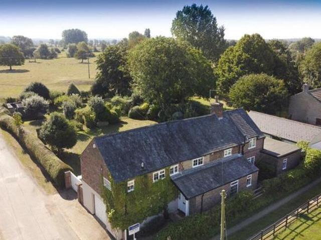 House for sale in Peterborough, Cambridgeshire and Peterborough