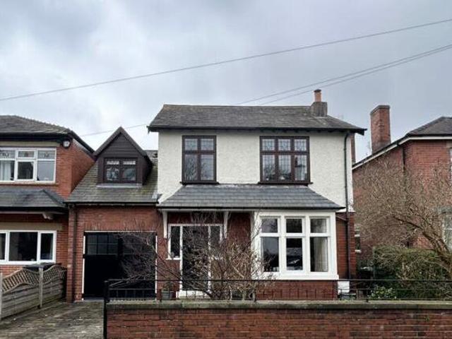 House for sale in Towngate, Kirklees
