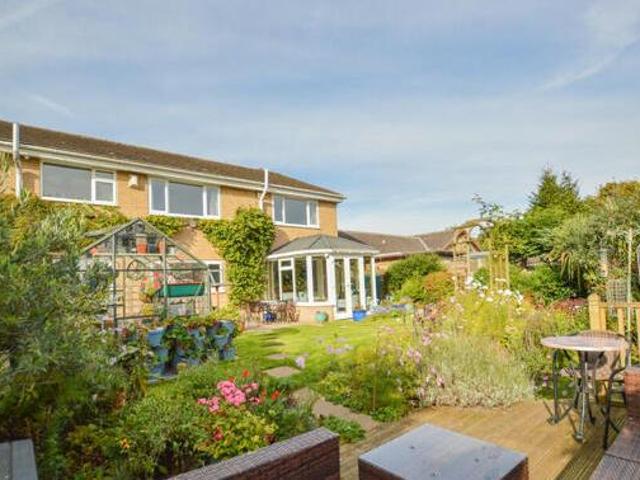 House for sale in Heckmondwike, West Yorkshire