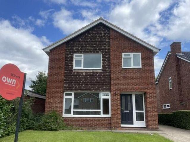 House for sale in Lower Hopton, Mirfield