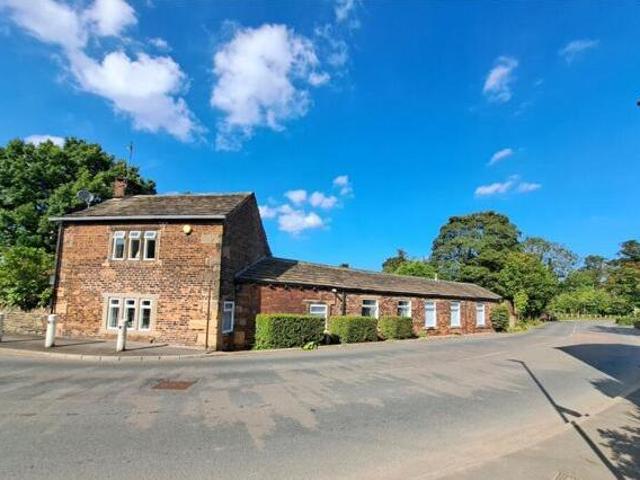 House for sale in Lower Hopton, Mirfield