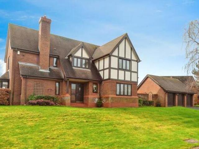 House for sale in Mold