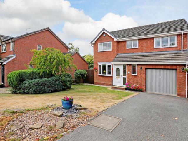 Farm for sale in Mosborough, South Yorkshire
