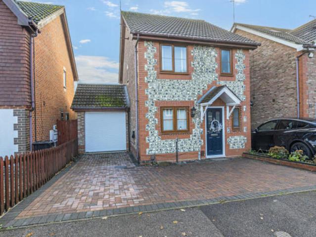 Farm for sale in Earley
