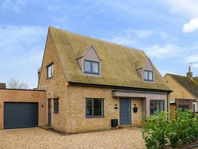 House for sale in Fossebridge, Gloucestershire
