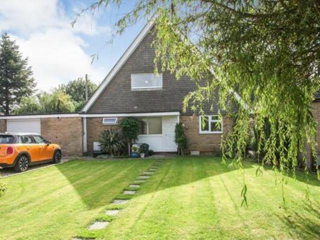 House for sale in Fossebridge, Gloucestershire