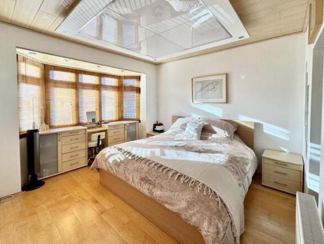 Farm for sale in Queens Park, Bournemouth