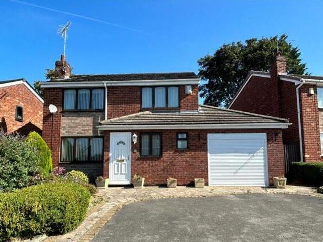 House for sale in Little Neston, West Vale
