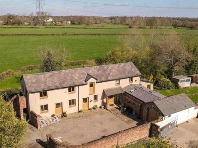 House for sale in Little Neston, West Vale