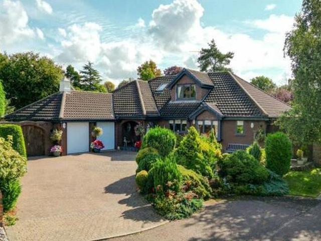 House for sale in Little Neston, West Vale