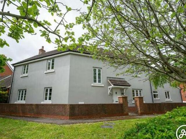 House for sale in Lyons, Greater London