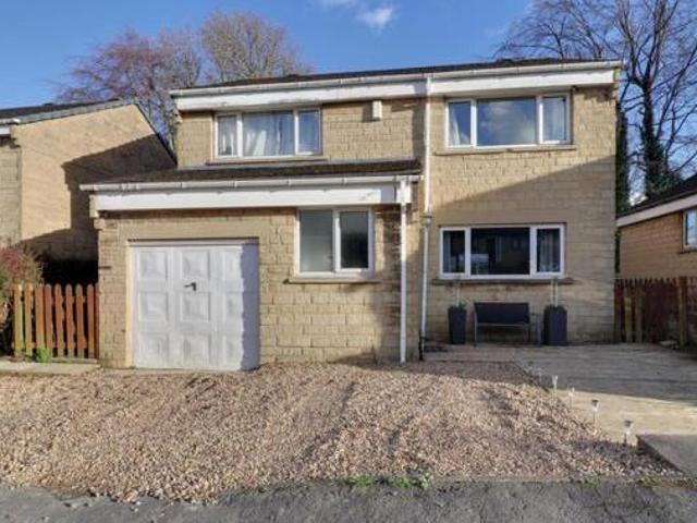 House for sale in Holmfirth, West Yorkshire