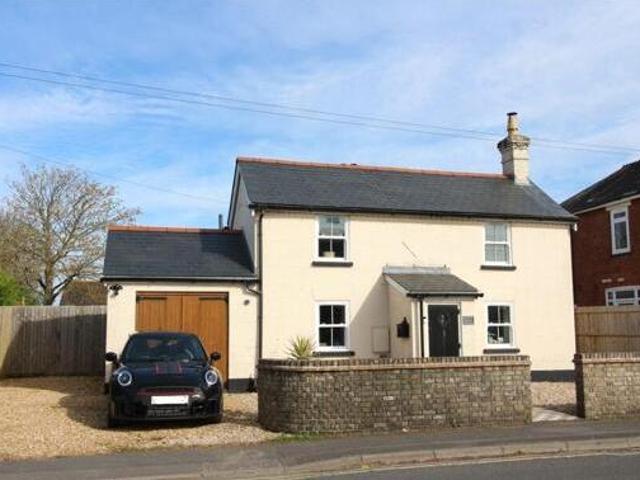 House for sale in Old Milton, Ashurst Bridge