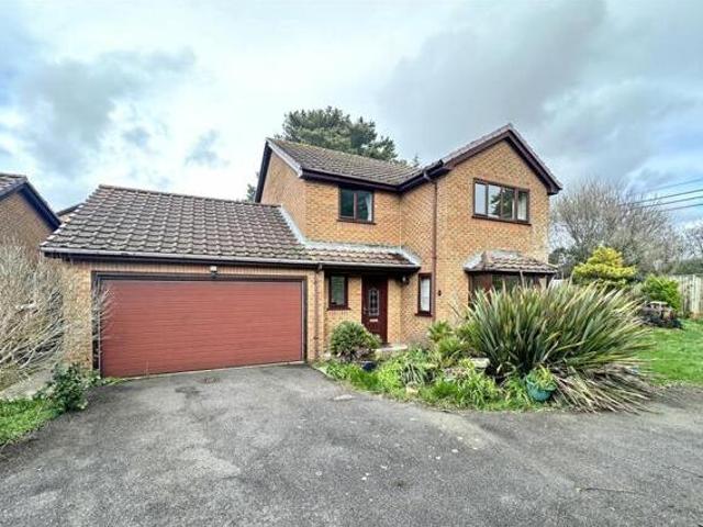 House for sale in Old Milton, Ashurst Bridge