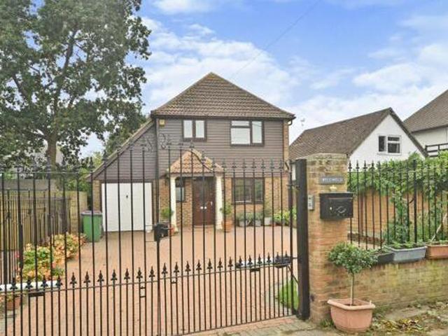 House for sale in Folkestone, Kent