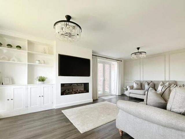 House for sale in New Rossington, Doncaster