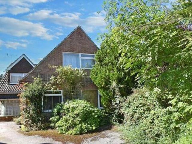 House for sale in Wash Common, Enborne