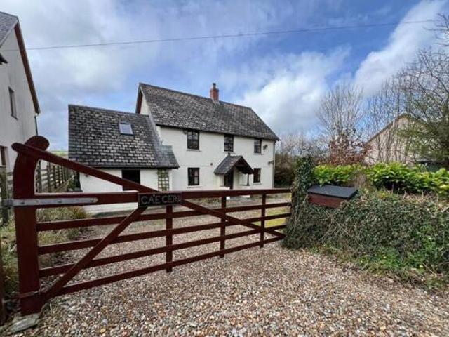 House for sale in Newcastle Emlyn, Wales