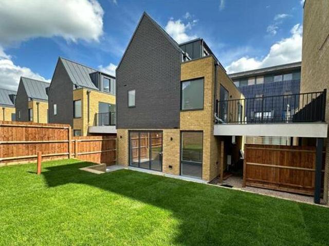 House for sale in Harlow, Essex