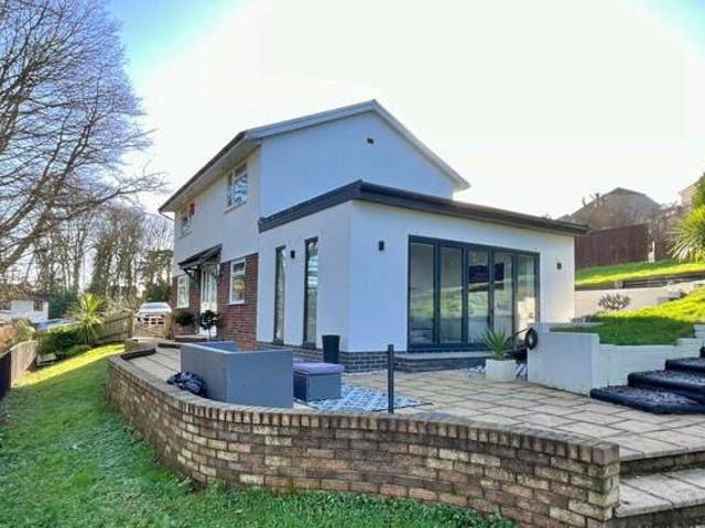 House for sale in Newport