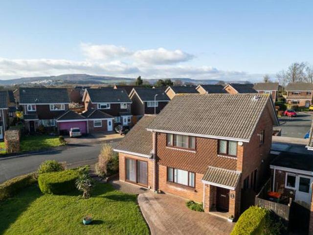 House for sale in Newport