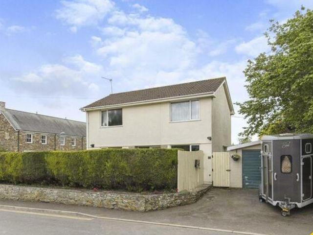 House for sale in Newquay, Cornwall