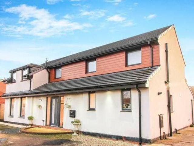 House for sale in Northumberland Park, North Tyneside
