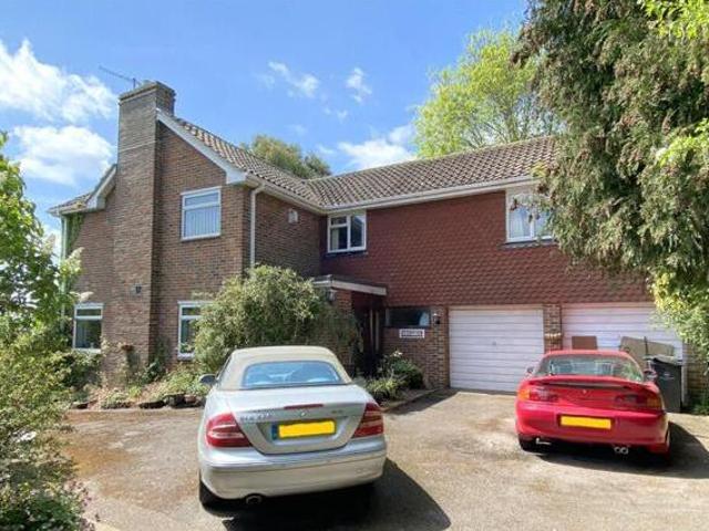 House for sale in Fishersgate, West Sussex