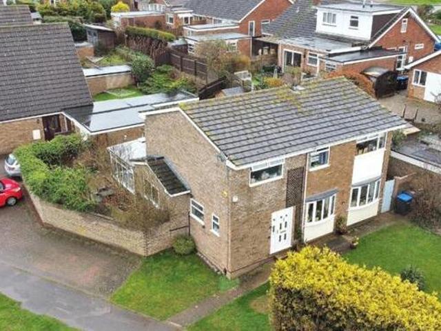 House for sale in Northampton, Northamptonshire