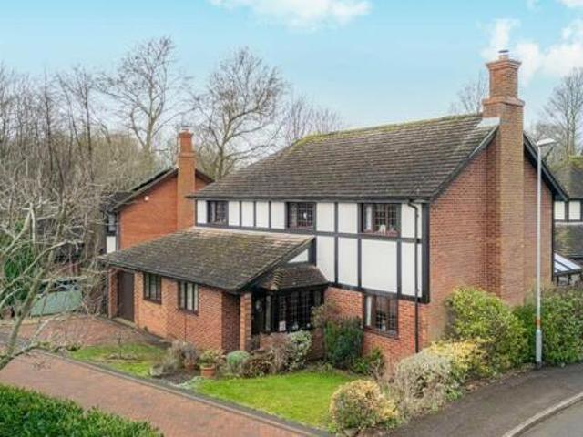 House for sale in Northampton, Northamptonshire
