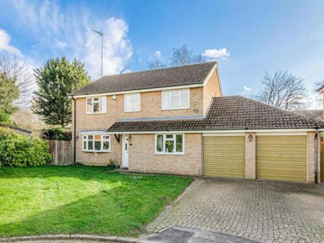 House for sale in Northampton, Northamptonshire