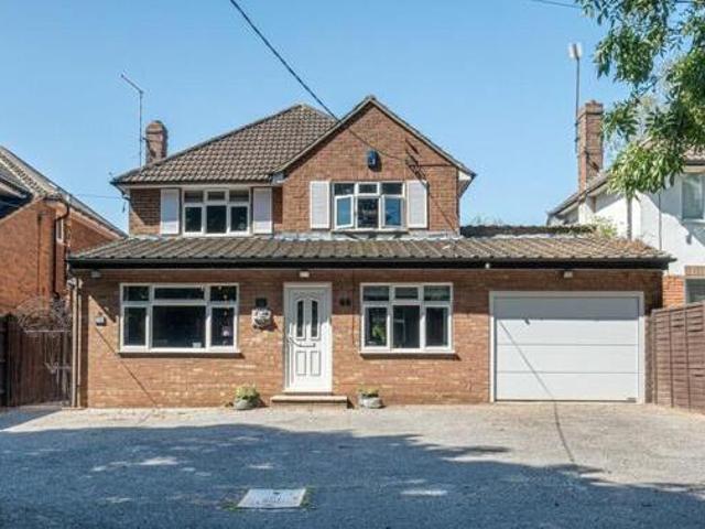 House for sale in Northampton, Northamptonshire