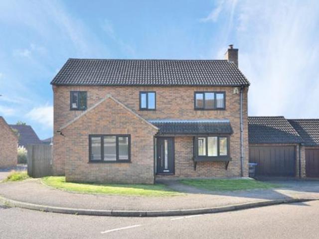 House for sale in Northampton, Northamptonshire