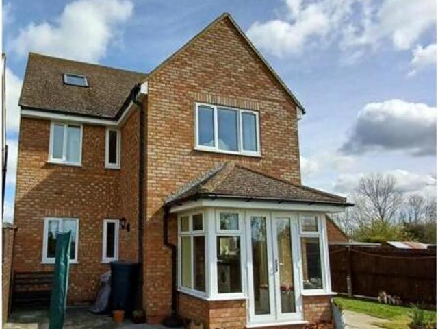 House for sale in Northampton, Northamptonshire