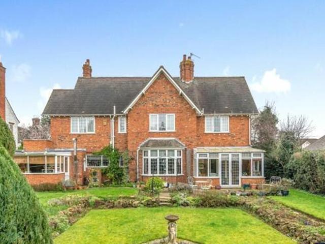 House for sale in Northampton, Northamptonshire
