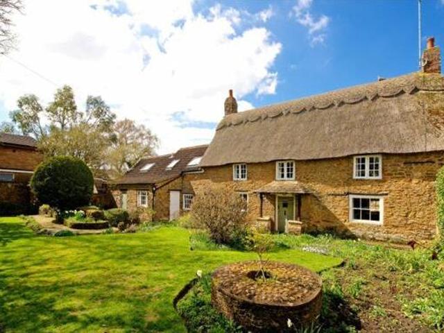 House for sale in Northampton, Northamptonshire