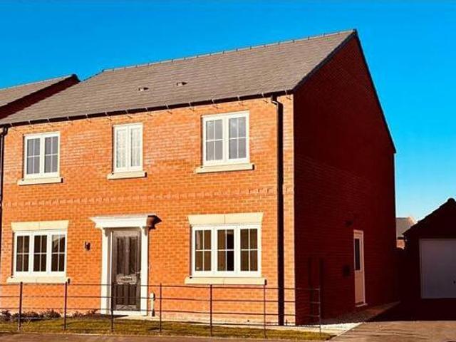 House for sale in Northampton, Northamptonshire
