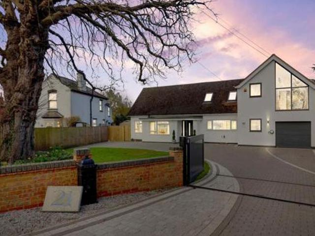 House for sale in Northampton, Northamptonshire