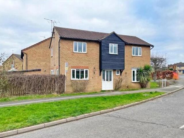 House for sale in Northampton, Northamptonshire