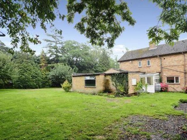 House for sale in Northampton, Northamptonshire