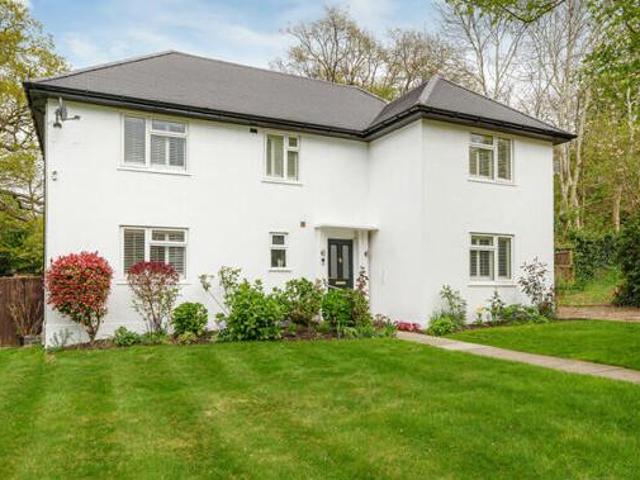 House for sale in Northwood