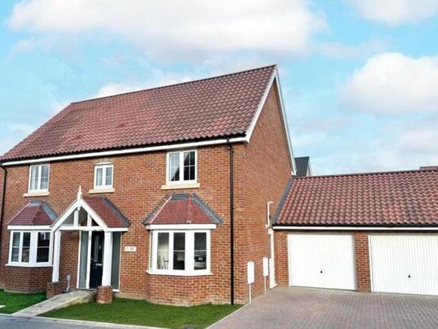 House for sale in Mulbarton, Norwich