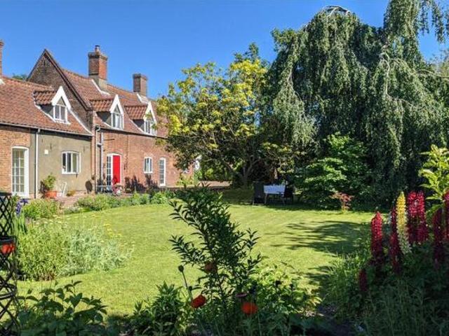 House for sale in Earlham, Norwich