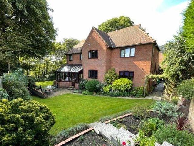 House for sale in Thorpe Hamlet, Norwich