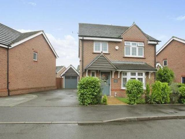 House for sale in Camp Hill, Warwickshire