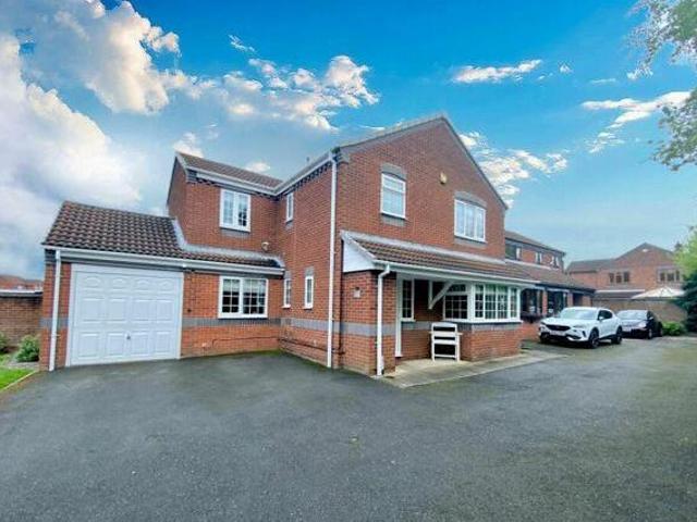 House for sale in Nuneaton, Nuneaton and Bedworth