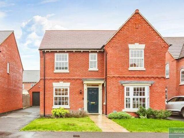 House for sale in Camp Hill, Warwickshire